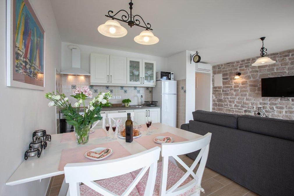 Apartmani Mirona - Tučepi Extérieur photo