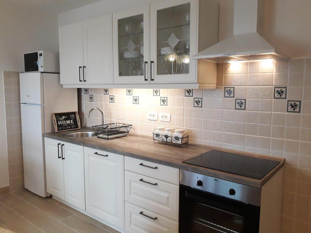 Apartmani Mirona - Tučepi Extérieur photo